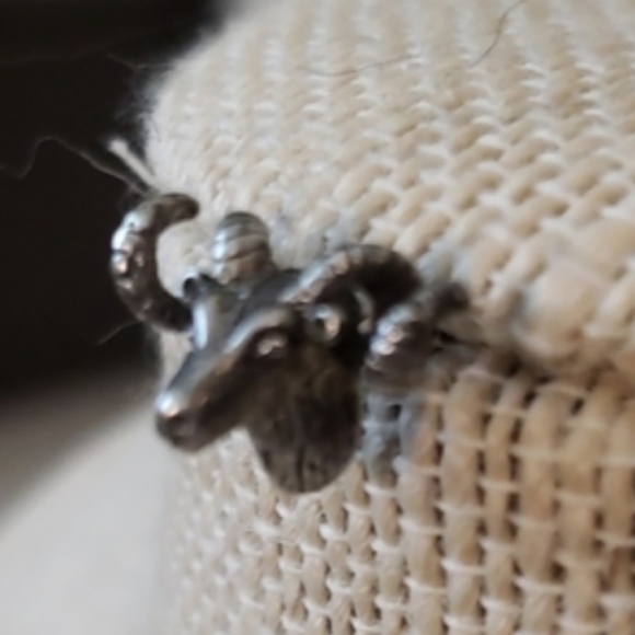 John Hardy Ram Wrapped Horn Sterling Silver Tie Tack Clip Clasp - Picture 3 of 6